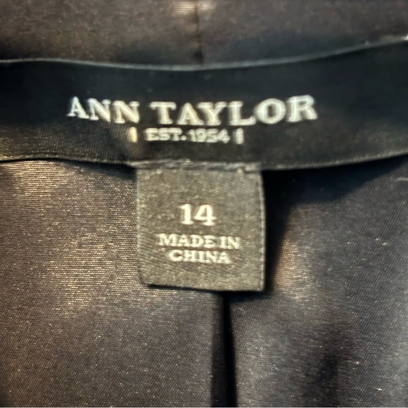 Ann Taylor Classic Double Breasted Black Virgin Wool Blazer, Size 14 - Picture 10 of 10